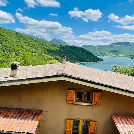 Lovely Turano Apartment
